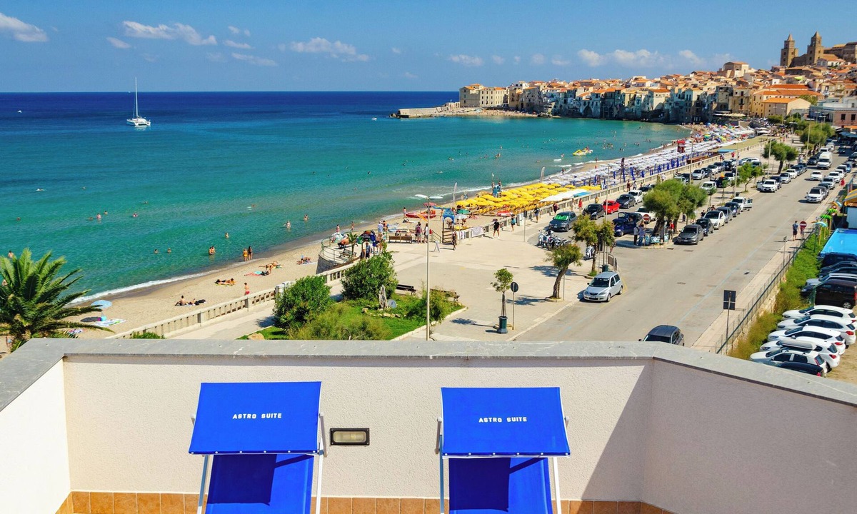 Cefalu Hotel | Astro Suite