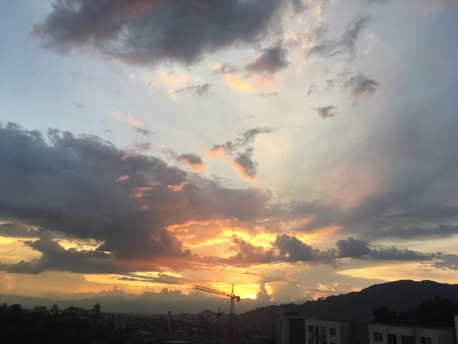 Pereira Apartment | Atardeceres espectaculares desde acogedor apartamento