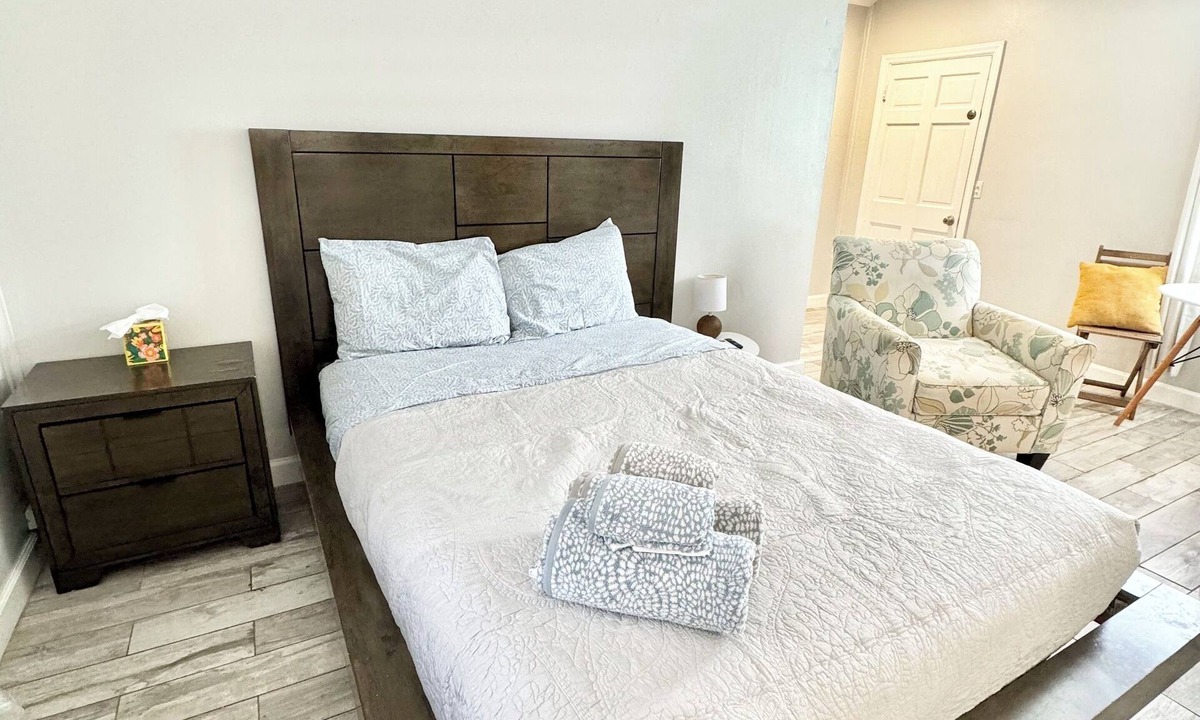 Marina District Apartment | Atlantic Ave Cozy Apartment!