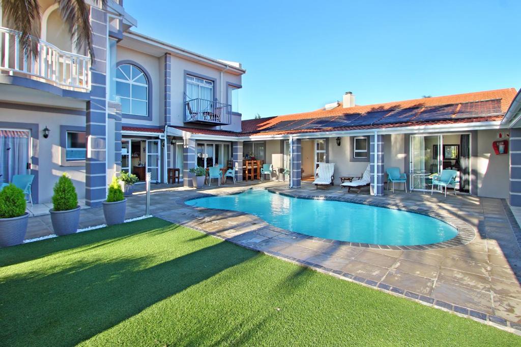 Sunset Beach House | Atlantic Beach Villa