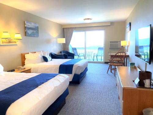Bar Harbor Hotel | Atlantic Eyrie Lodge