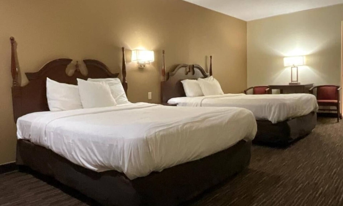 Pleasantville Hotel | ATLANTIC INN