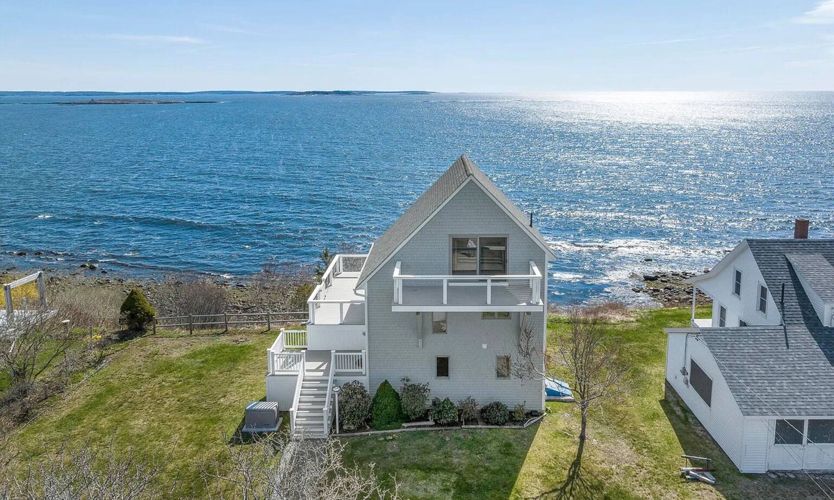 Bailey Island House | Atlantic View - on the eastern cliffs of Bailey Island!