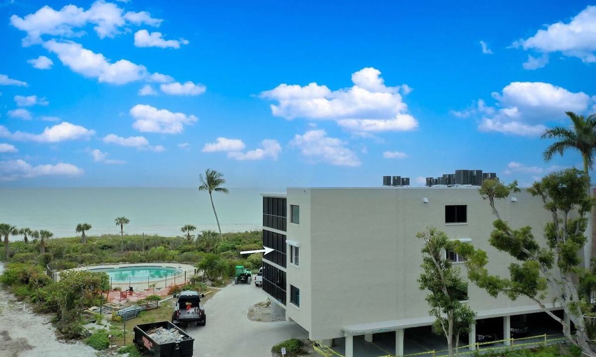 Sanibel Condo | Atrium #201 | 3/3 beachfront Sanibel vacation rental condo