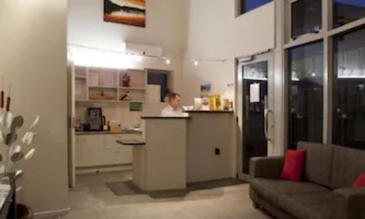 Hamilton North Hotel | Atrium on Ulster