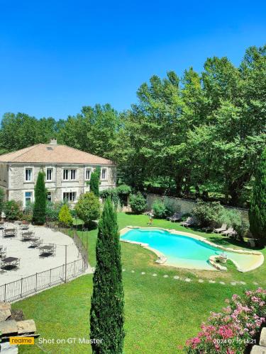 Orgon Hotel | Auberge Du Parc