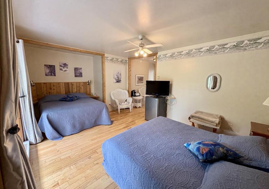 Tadoussac Hostel | Auberge Maison Gauthier