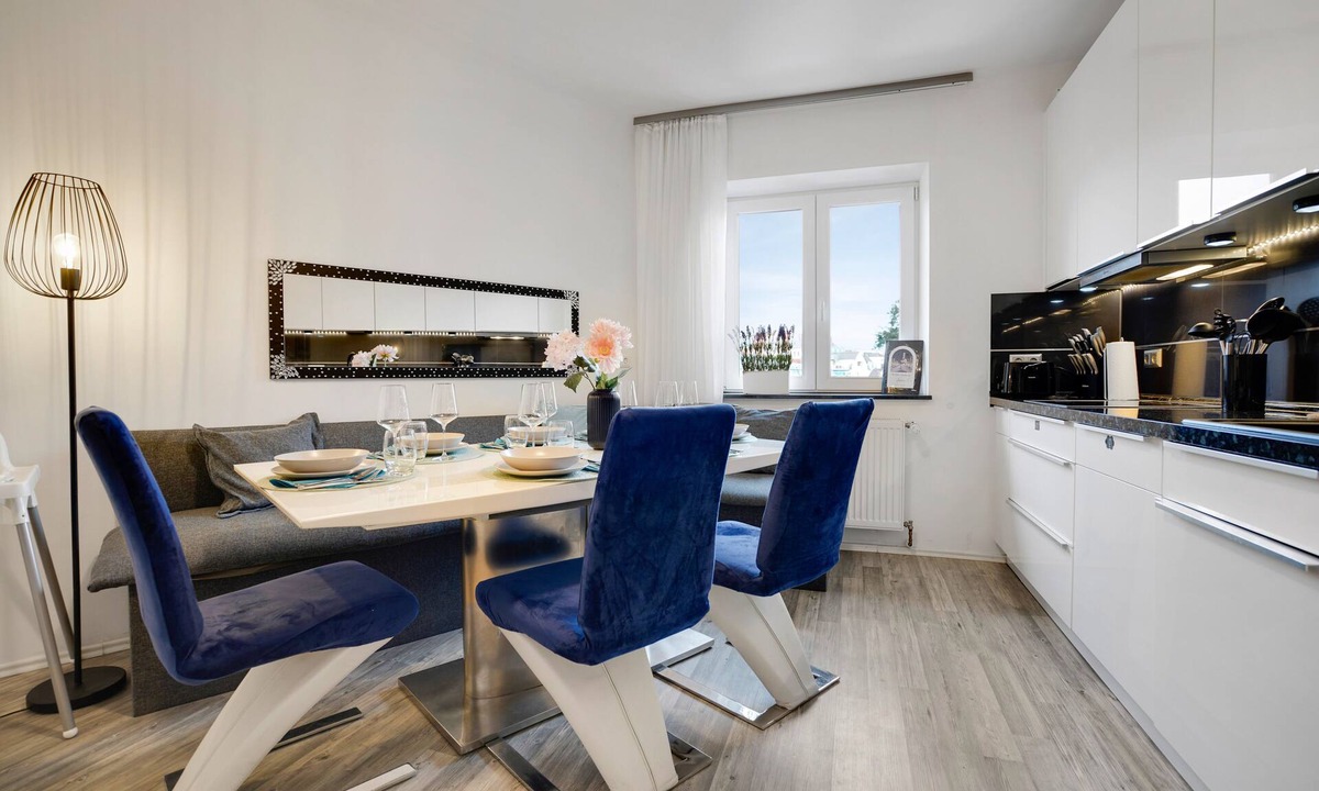 Stadtjagerviertel Apartment | Augsburg: Central | 2 parking | 4 rooms + kitchen | washing machine | Nintendo