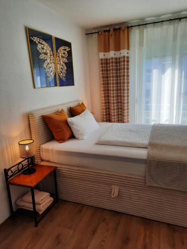 Haunstetten-Siebenbrunn Apartment | Augsburg!Möblierte Appartment!