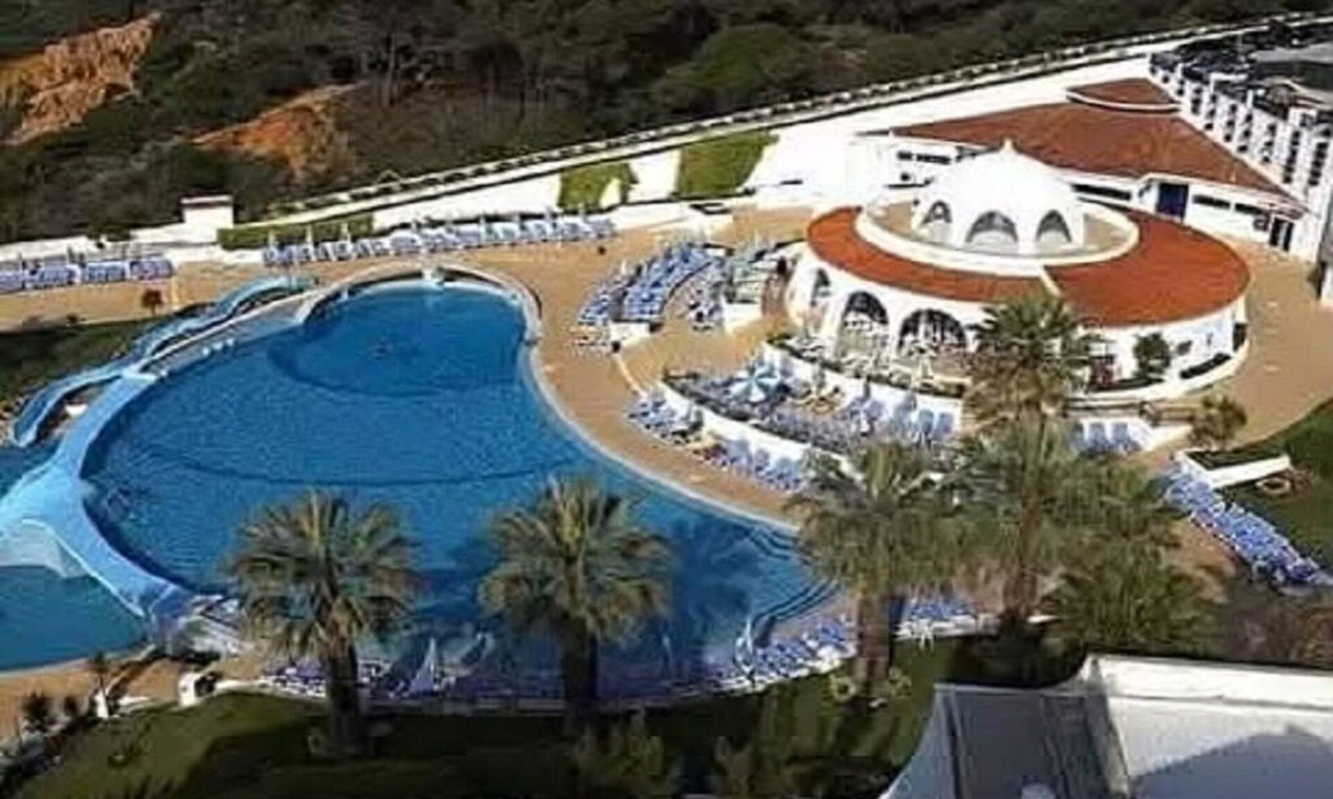 Areias de Sao Joao Resort | August 2026 - Weeks available for holidays in Albufeira/Algarve