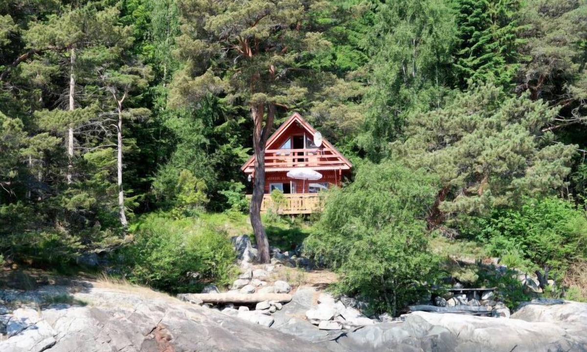 Balestrand House | August by Interhome