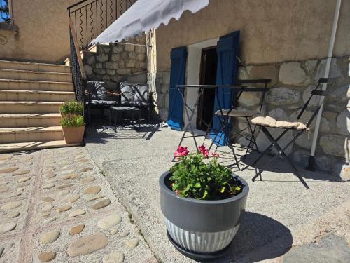 Angles Bed & Breakfast | Aurelia Verdon