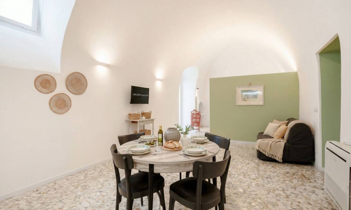 Modugno Apartment | Auriga Elegance in Modugno