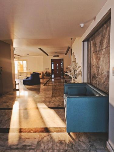 Sheikh Zayed City Villa | Aurora sky view suite