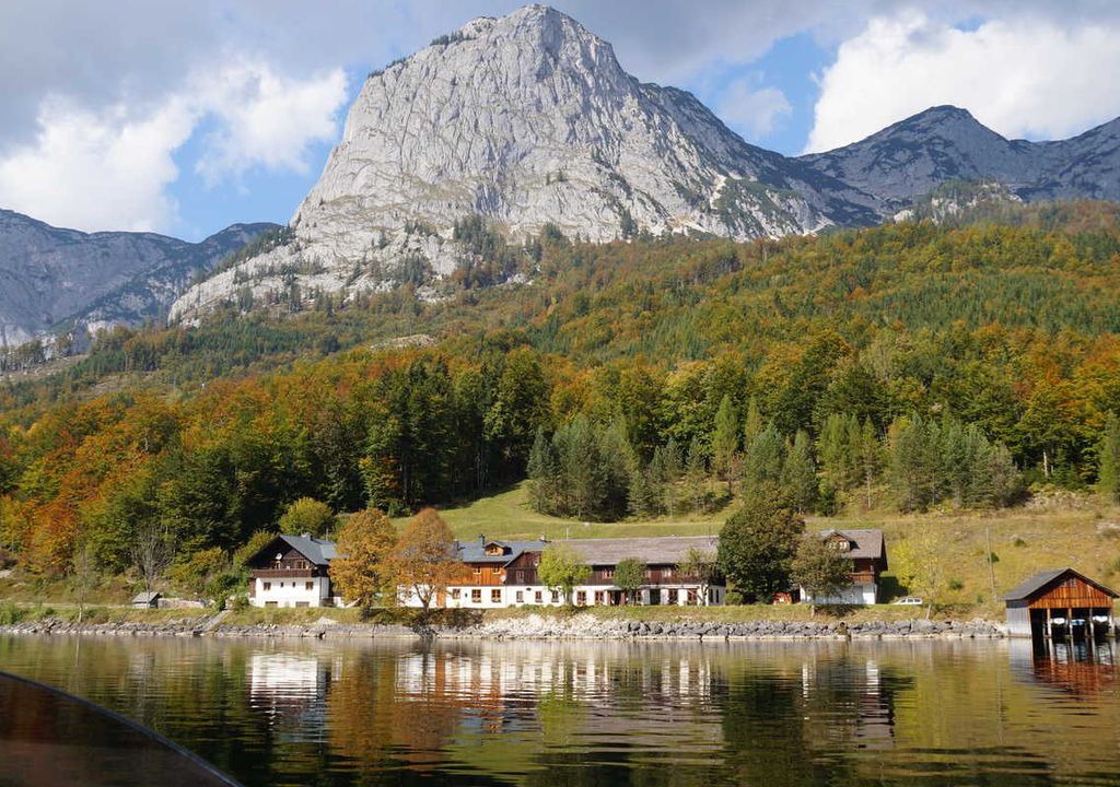 Goessl Cottage | Ausseer-Holz-Zimmer - Pension Ladner Grundlsee