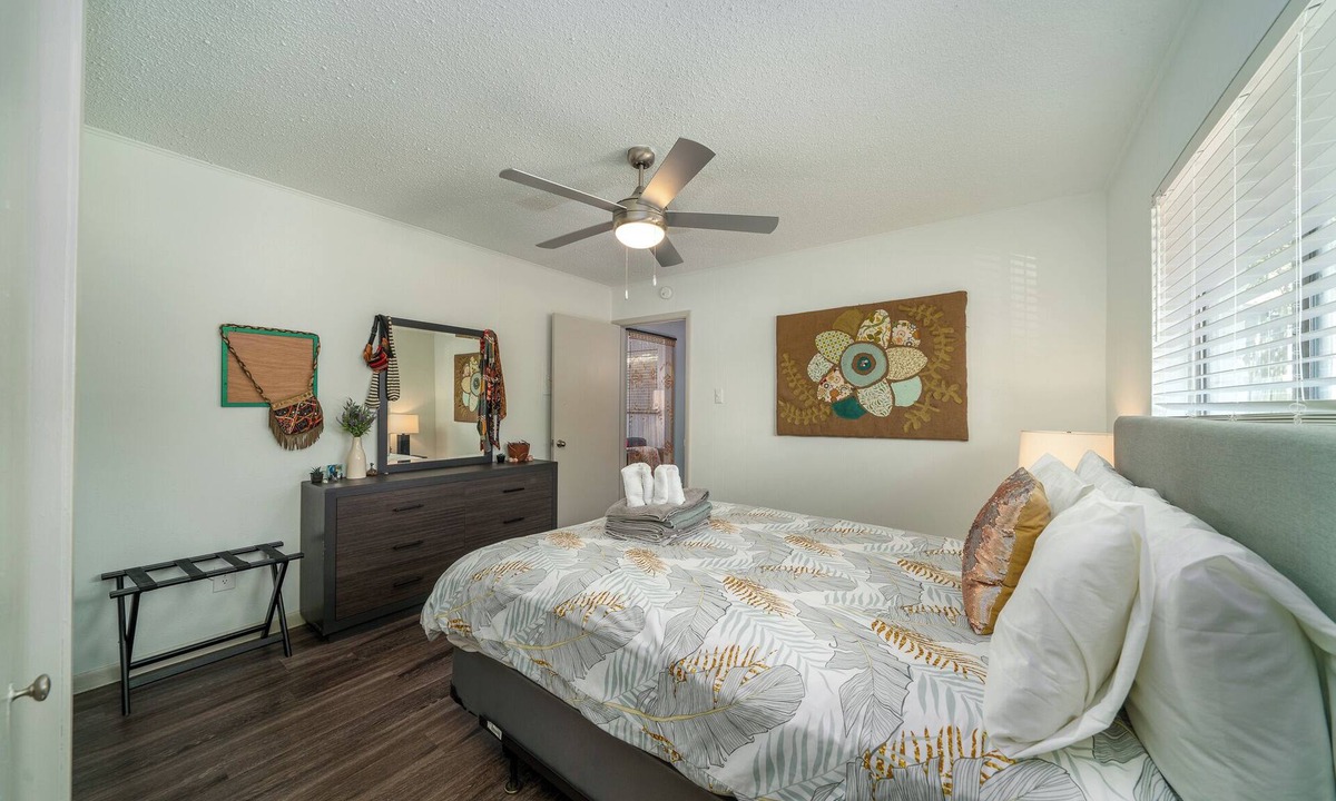 North University Apartment | Austinite - Near UT, Hyde Park & Moody Center