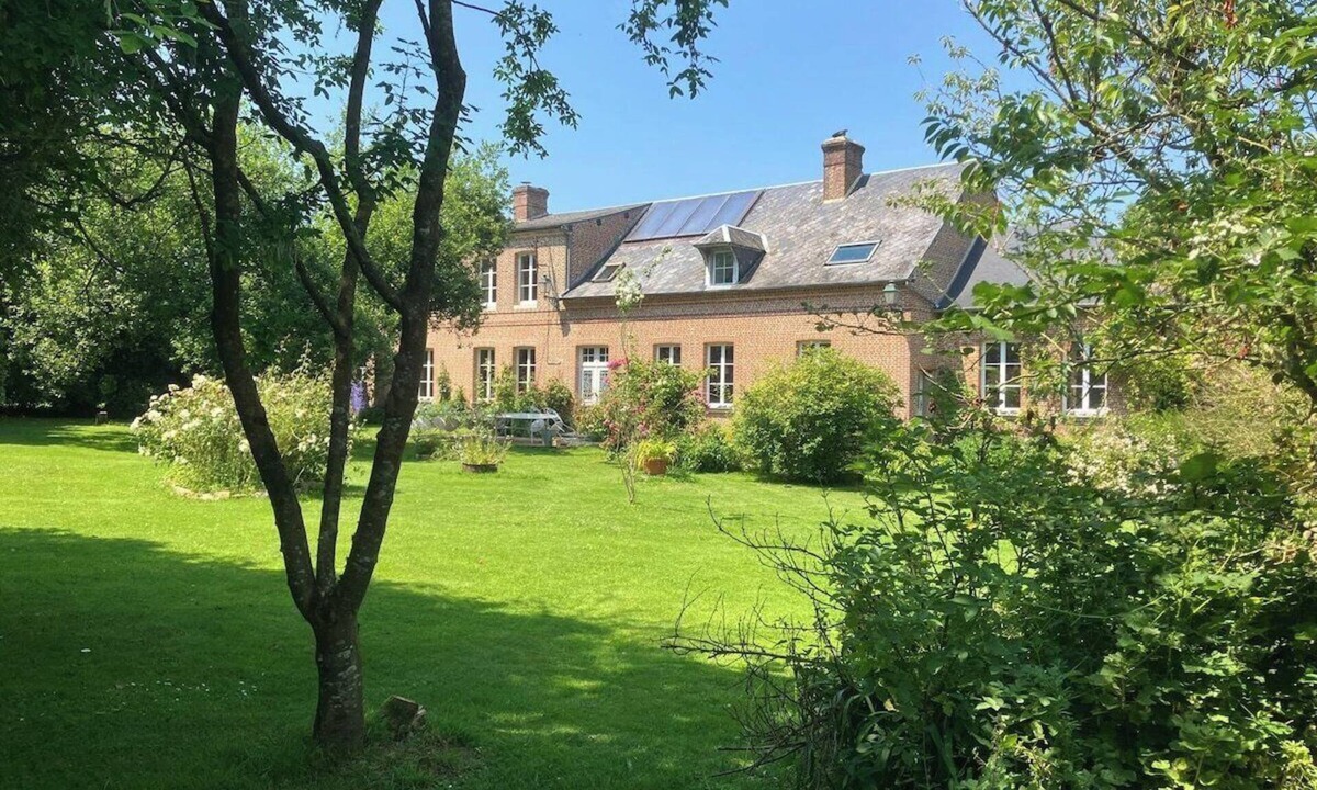 Saint-Vaast-Dieppedalle House | Authentic country villa