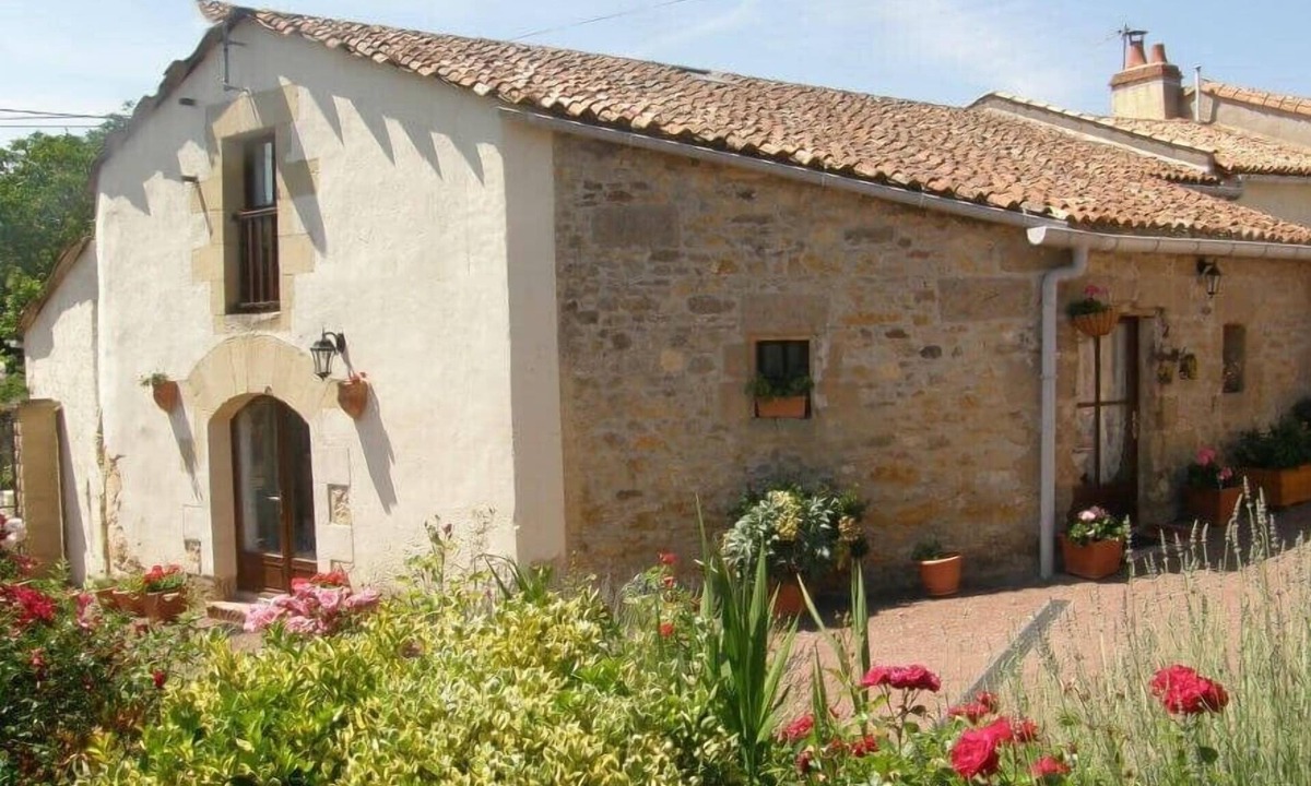 Doue-en-Anjou House | Authentic charm near the Saumur vineyards