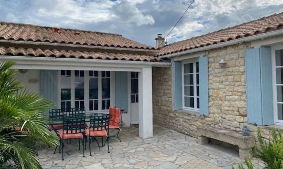 L'Echardiere House | Authentic Oléron house made of local stone