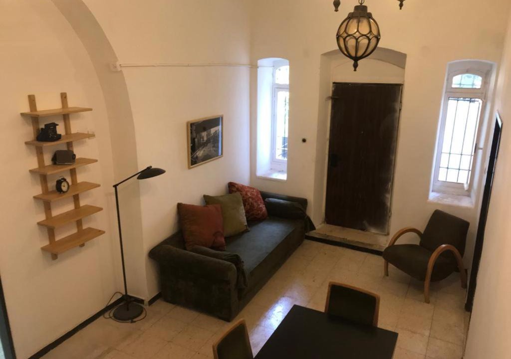 Emek Refaim House | Authentic Jerusalem home & garden Emek Rafayim