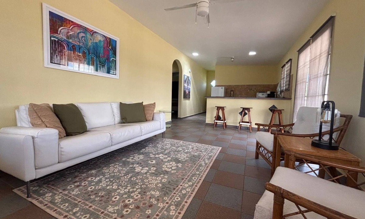 Guayabo Apartment | Authentic Local Stay · 3 min to Beach Near Rincon