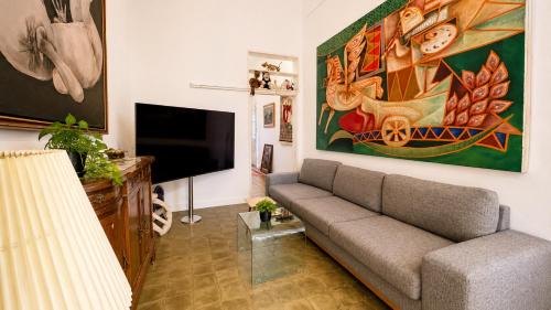 Neve Tzedek Apartment | Authentic Neve Tzedek Apartment