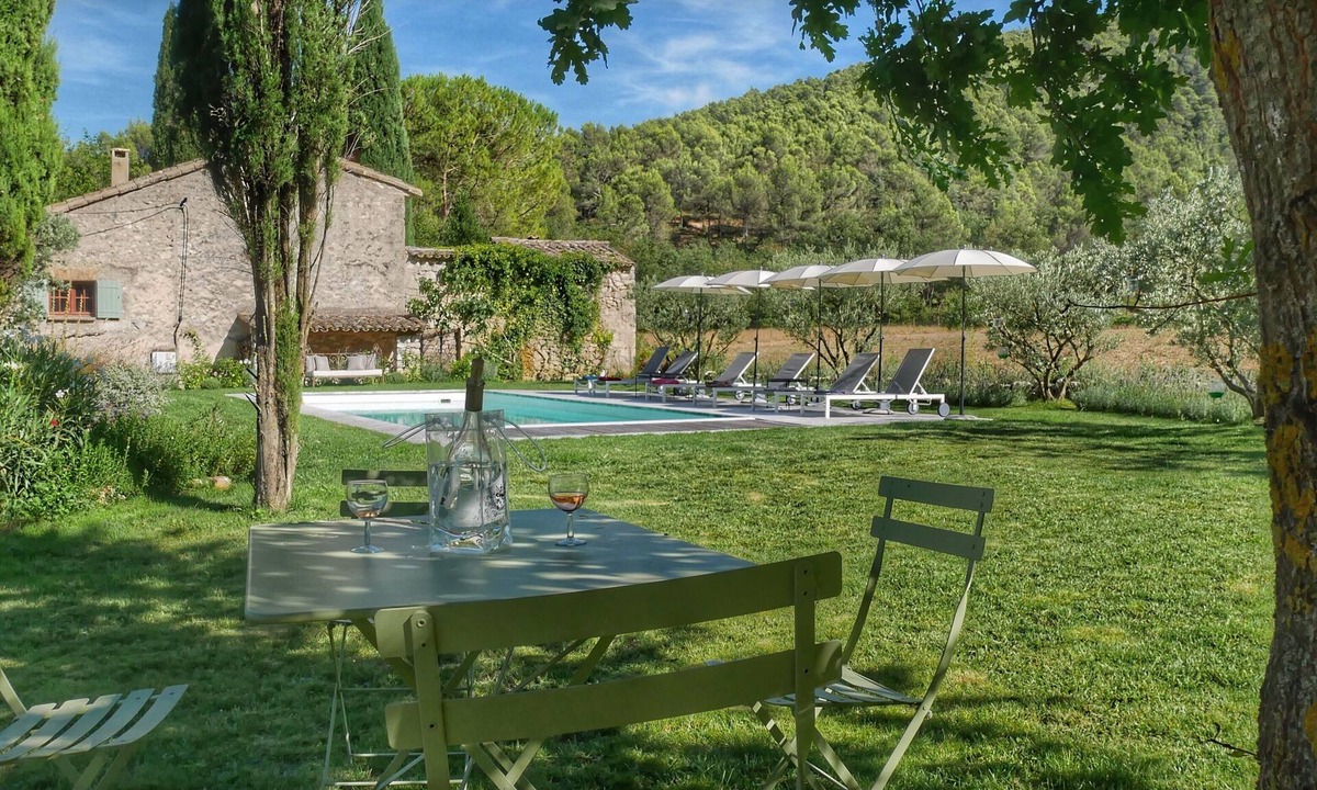 Menerbes House | Authentic renovated farmhouse* in the Luberon, Provence, heated private pool