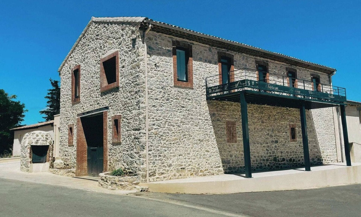 Berlou House | Authentic stone cottage near Saint-Chinian