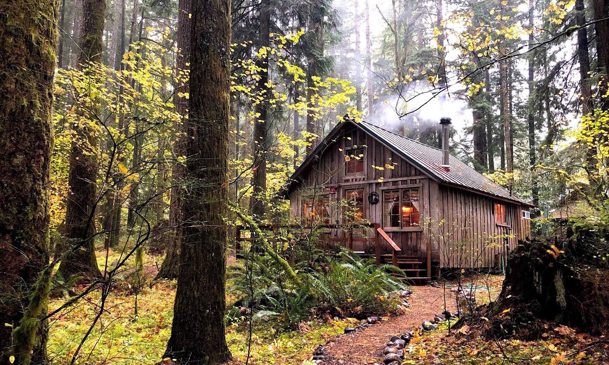 Brightwood Cabin | Authentic Vintage Cabin Woodstove Romantic Getaway for Two