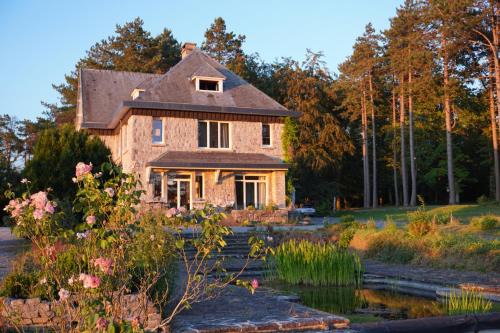 Rochefort Bed & Breakfast | Aux étangs fleuris