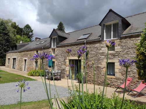 Pluherlin Bed & Breakfast | Aux Agapanthes