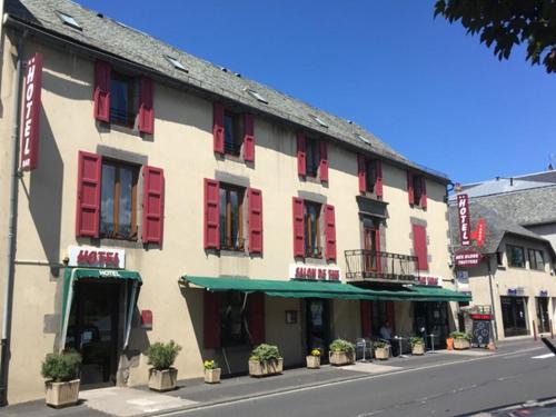 Murat Hotel | AUX GLOBE-TROTTERS