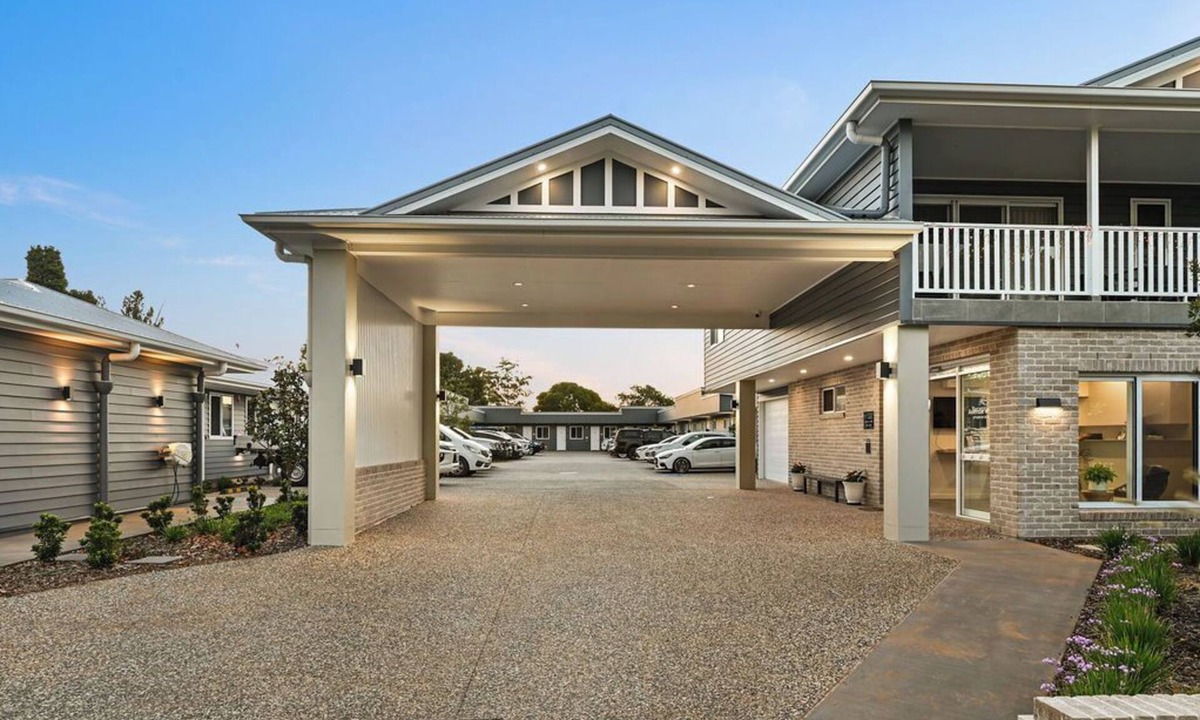 Wilsonton Hotel | Avenue West Studio Units