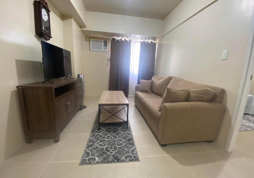 Bonifacio Global City Apartment | avida turf tower 1 unit 1111