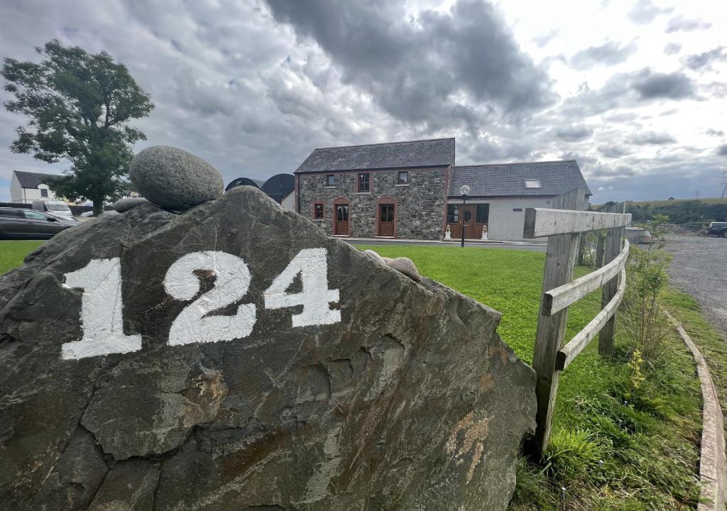 Lisburn House | Avoca Lodge