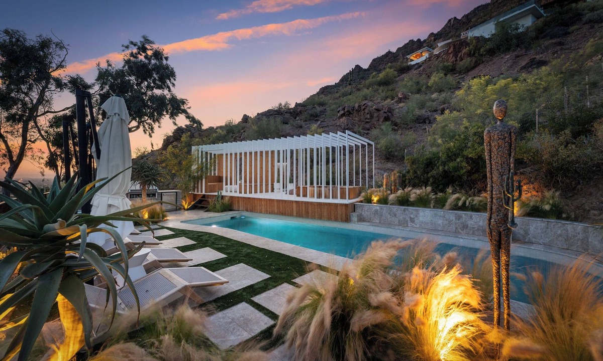Camelback East House | Award-Winning Mountaintop Oasis - Camelback Mountain Phoenix