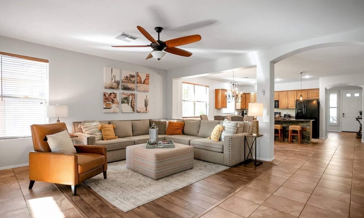Tramonto House | Away from the hustle and bustle with private pool and 3 community poolsn