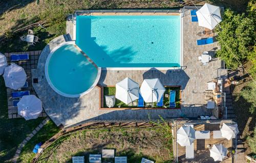 Montecastelli Apartment | Awesome Apartment In Montecastelli Pisano