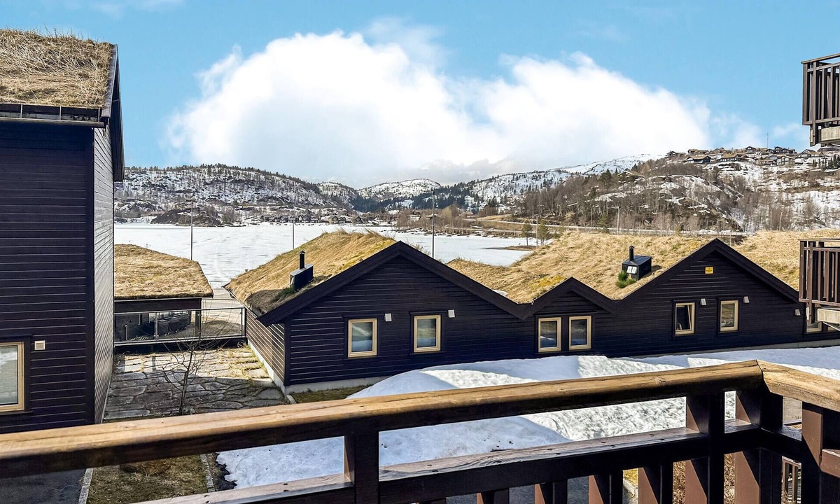 Fidjeland Apartment | Awesome apartment in Tjørhom