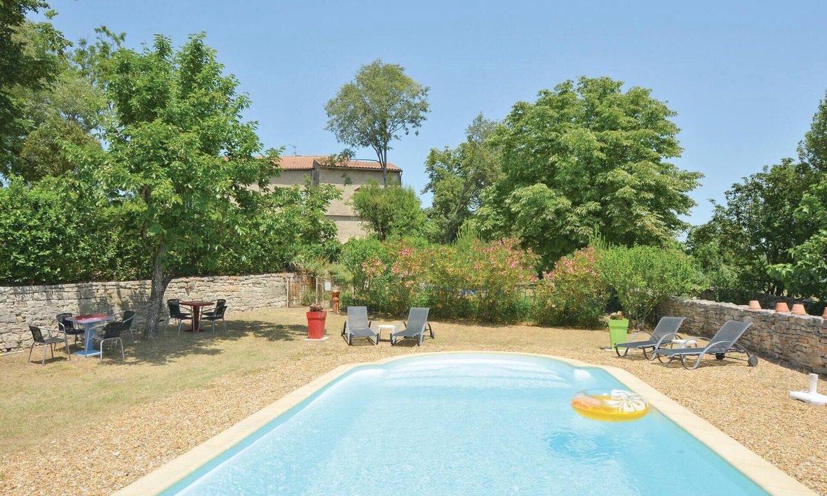 Barjac House | Awesome home in Barjac