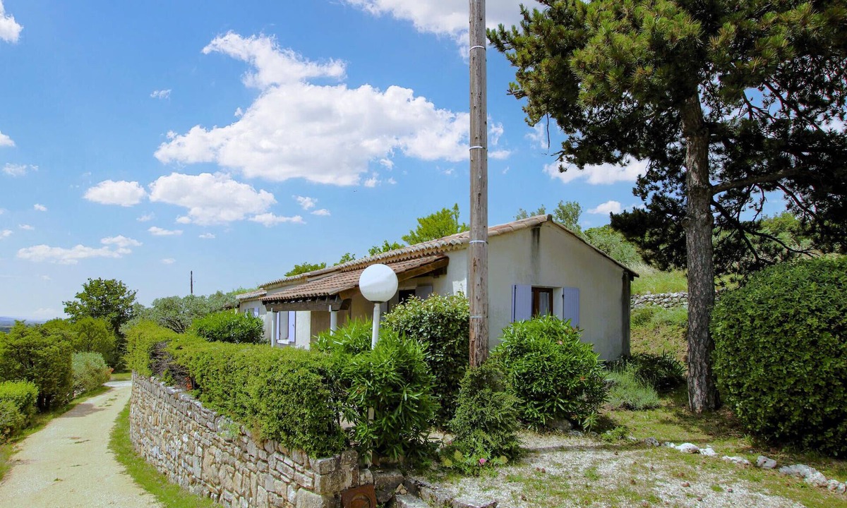 Bessas House | Awesome home in Bessas with heated swimming pool
