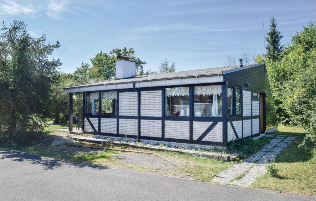 Ferienhausgebiet Hillenseifen House | Awesome Home In Gerolstein With Wifi