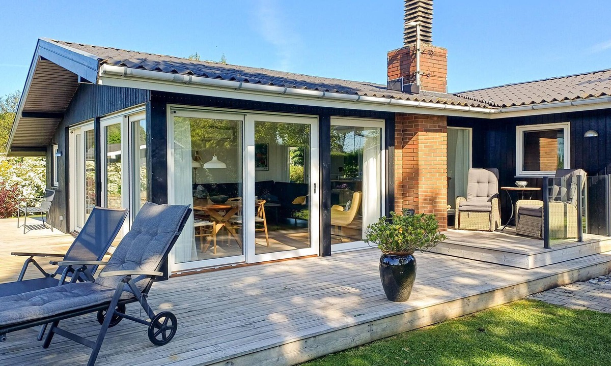 Hejsager Strand House | Awesome home in Haderslev with WiFi