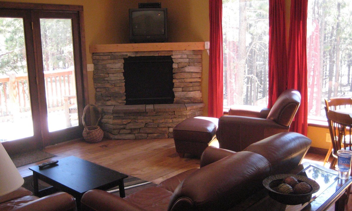 Angel Fire Apartment | Awesome Mountain Getaway Just 15 minutes from Angel Fire, in the forest!