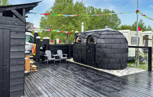 Biddinghuizen Boat Rental | Awesome Ship In Biddinghuizen