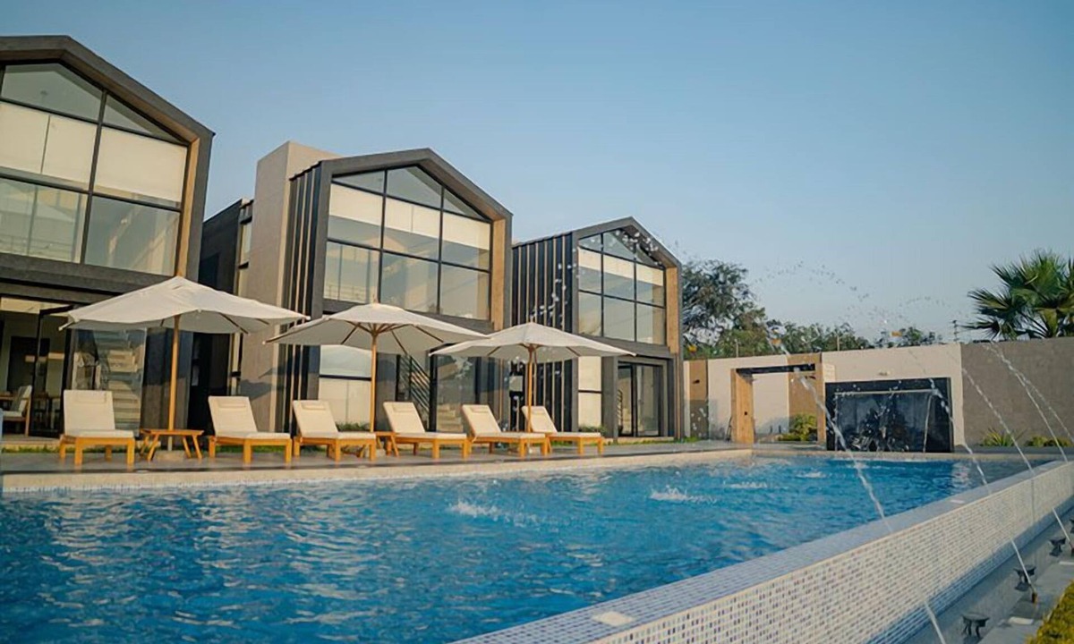 Laredo Villa | Awqa Loft & Camp