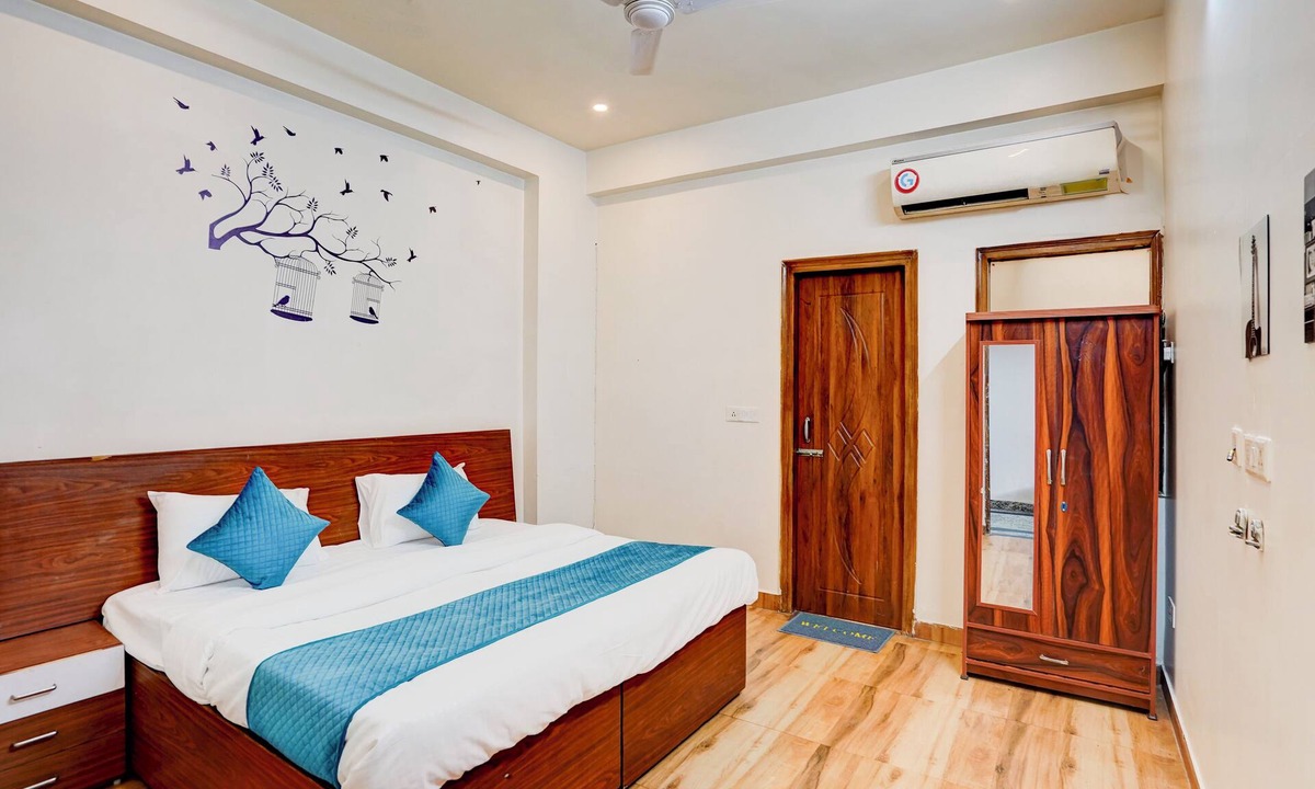 Noida Hotel | Axel Accommodation