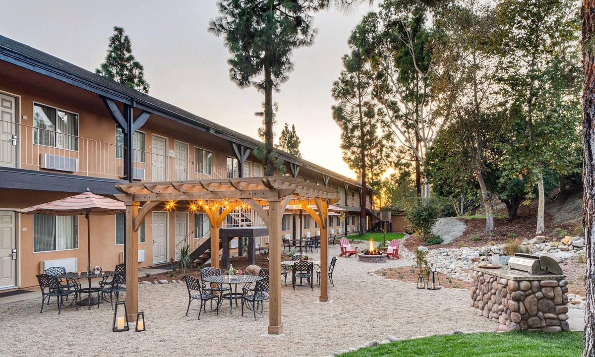 Alpine Hotel | Ayres Lodge Alpine