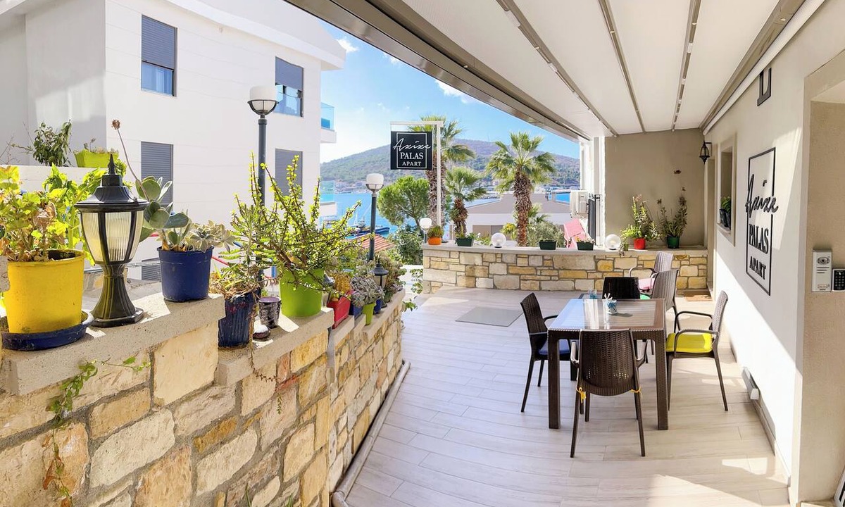 Cesme Apartment | Azize Palas Apart