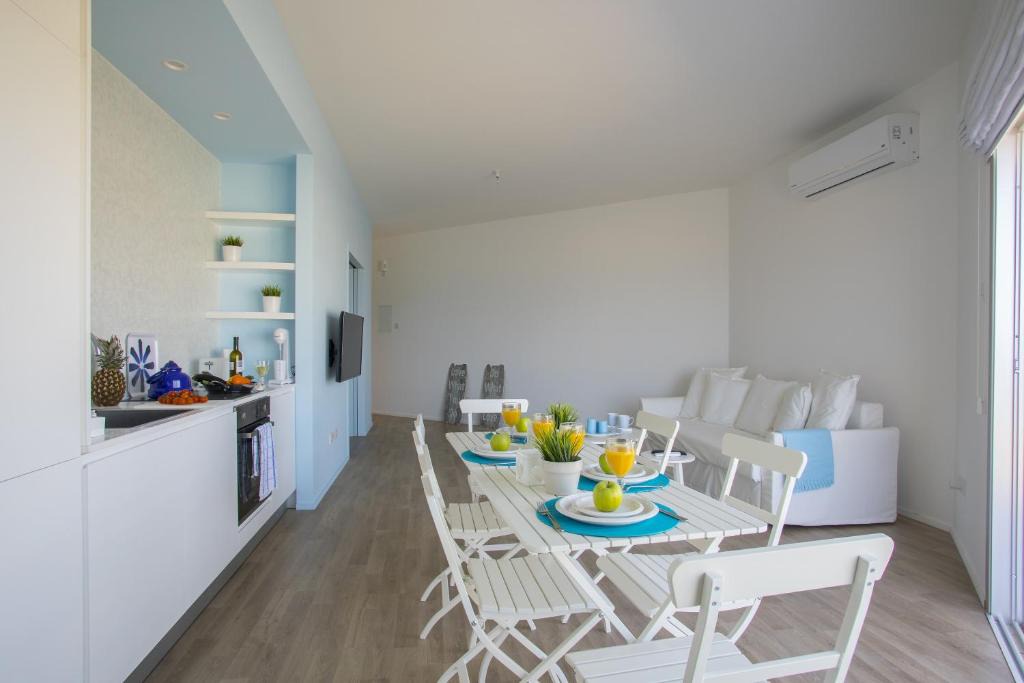 Pernera Apartment | Azure Beachfront Suite